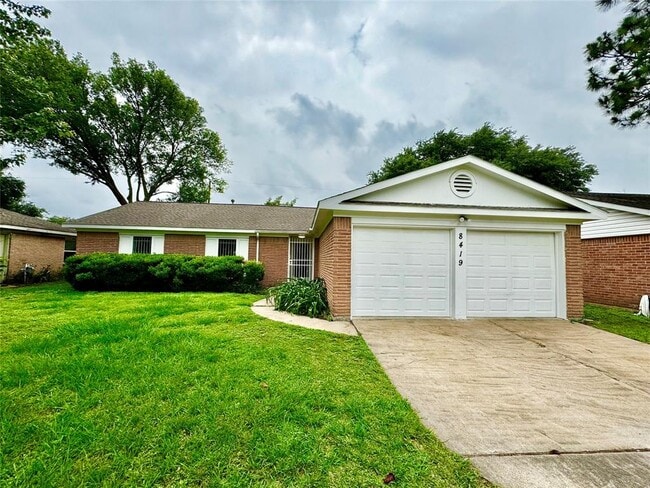 Building Photo - 8419 Neff St