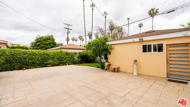 Primary Photo - 488 S Willaman Dr