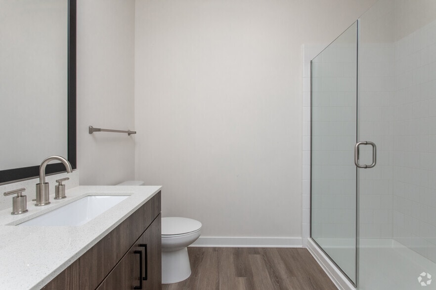 1BR, 1BA - Vue at The Quarter