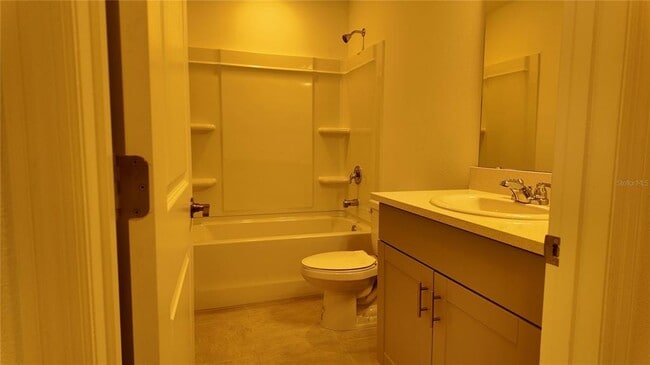 Building Photo - 2207 Portrait St