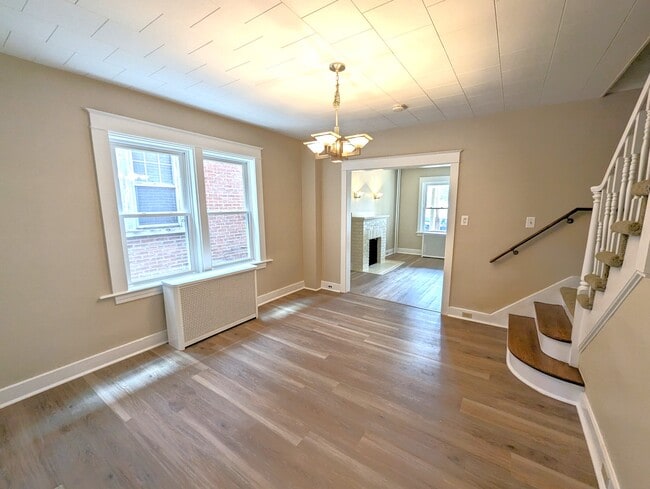 Dining Room - 744 Hamilton St