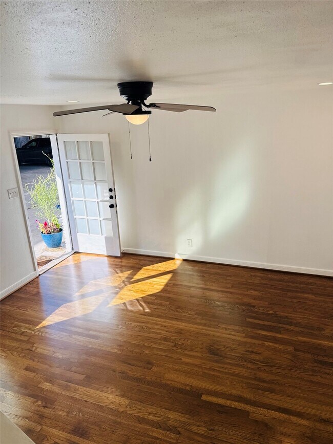 Building Photo - 1848 Portsmouth St