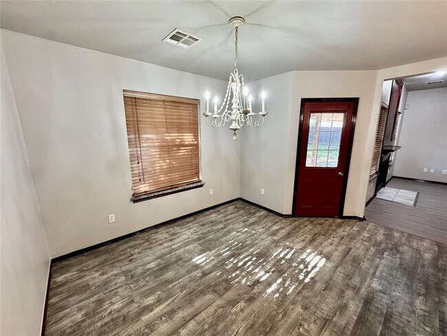 Building Photo - 409 Sage Brush Rd