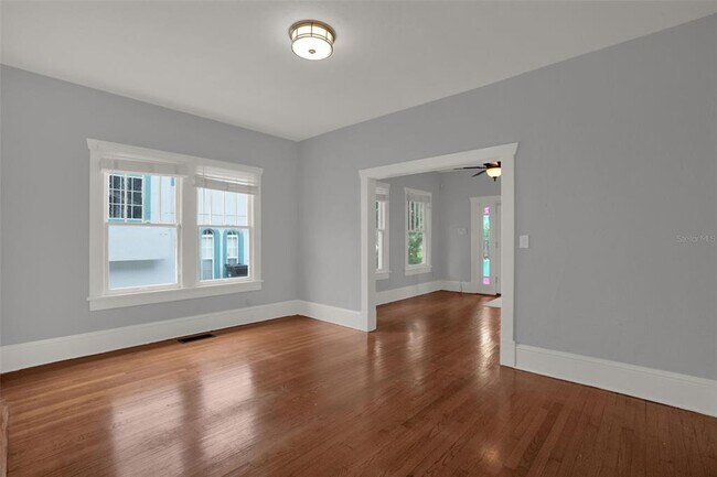 Building Photo - 1629 Ferris Ave