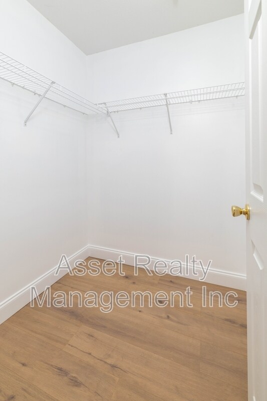 Building Photo - 7037 Wakan Ln