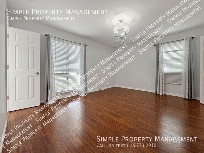 Building Photo - 5352 Queensbury Dr SE