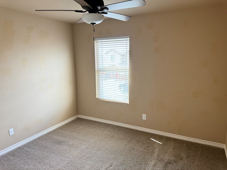 Building Photo - 7230 Barksdale Ln