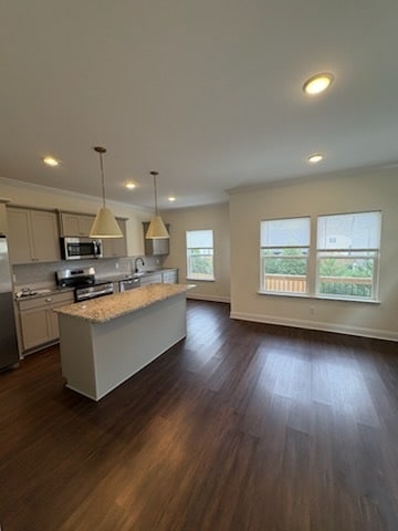 Building Photo - 5534 Stream Ln