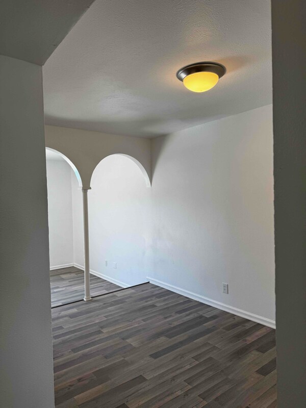 Building Photo - 170 De Chantle Rd