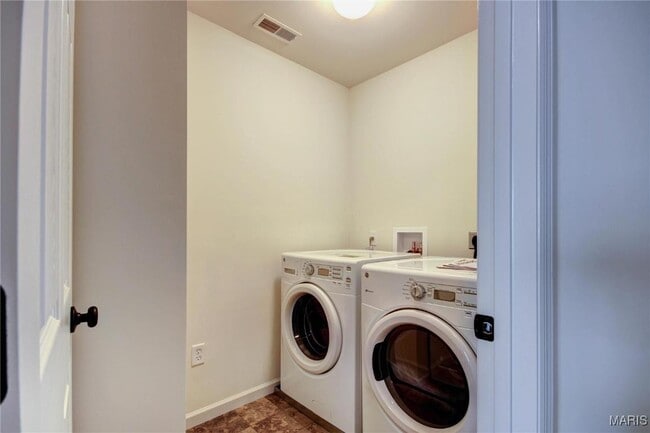 Building Photo - 13105 Tesson Springs Dr