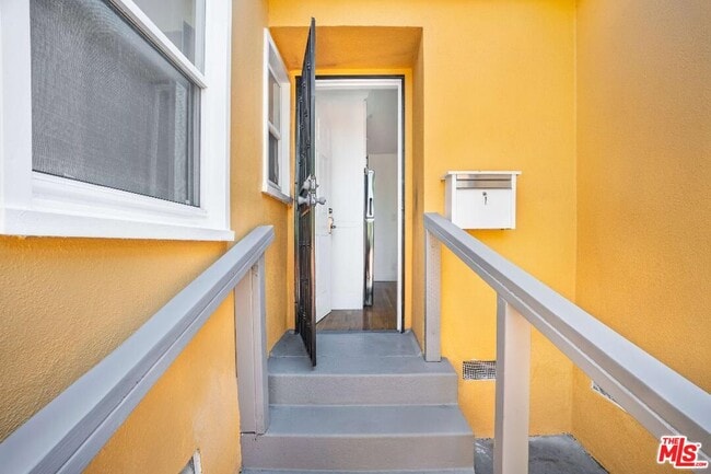 Building Photo - 1844 18th St