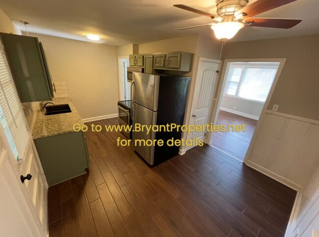 Building Photo - Nashville - Donelson Area - 2 Bedrooms 1-Bath