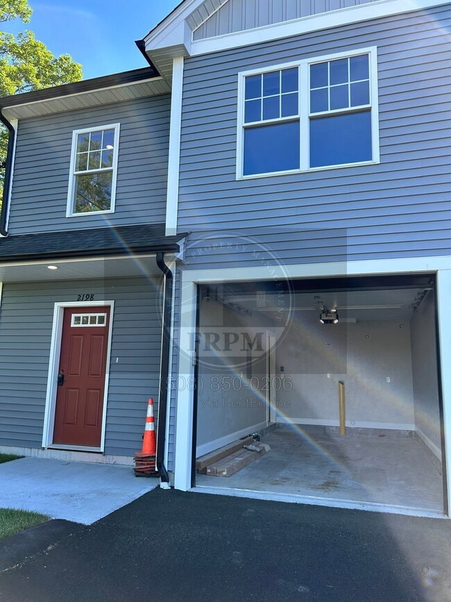 Building Photo - 2188-2190 Phillips Road