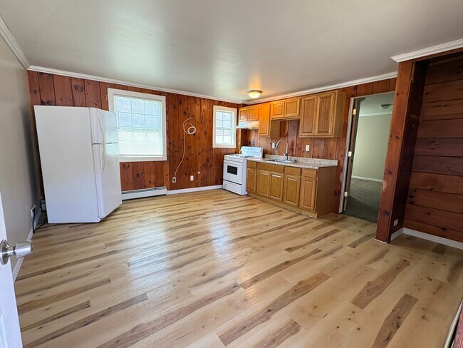 Building Photo - 24 N Dansville St