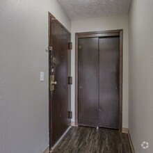 Building Photo - SPACIOUS APARTMENTS LOCATED IN THE HEART O...