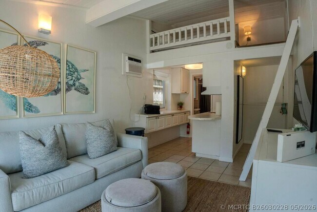 Building Photo - 4616 Bougainvilla Dr