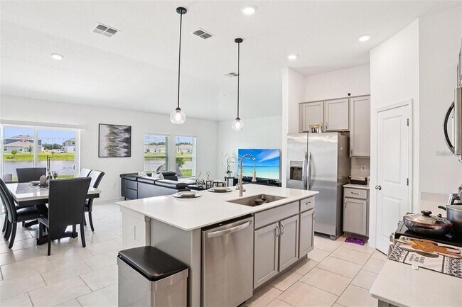 Building Photo - 4834 Edensbridge Ln