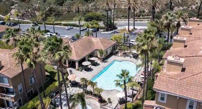 Building Photo - Stylish Laguna Niguel View Condo in Resort-Style Beach Community