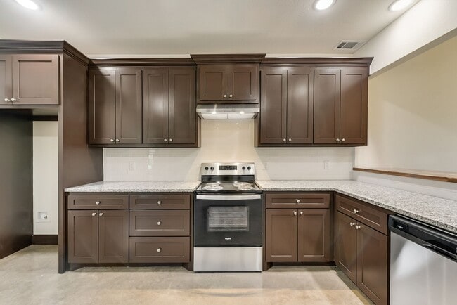 Building Photo - Longhorn Ranch-Barndo Community-Half Acre ...