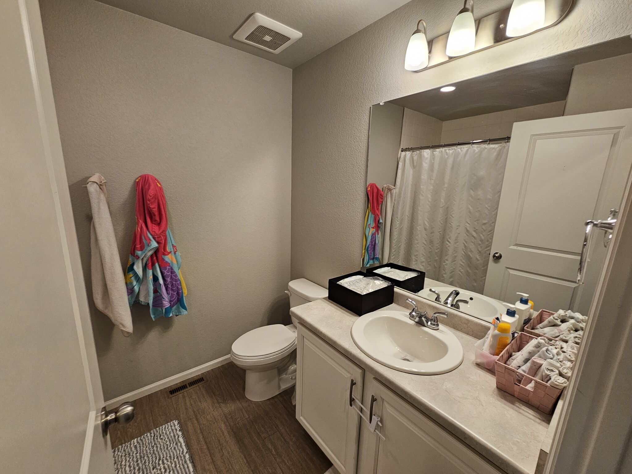 Building Photo - 7960 Luminary Ln