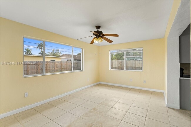 Building Photo - 1831 SW 97th Terrace