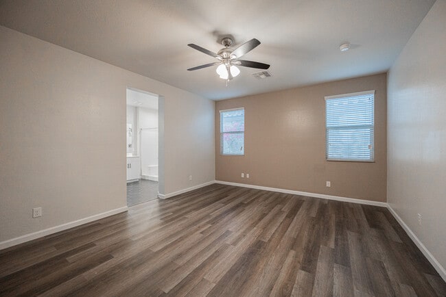 Building Photo - 42381 W Mira Ct