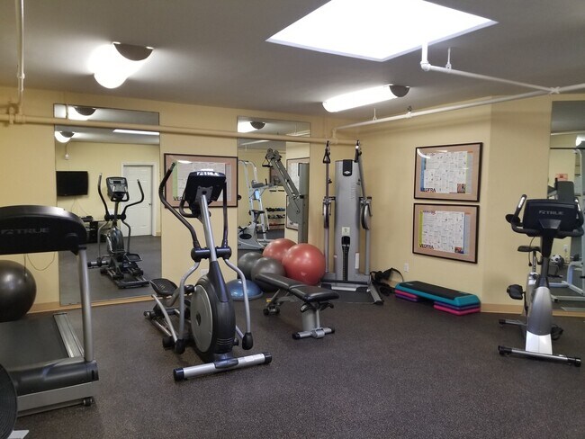 Building Photo - Mission Bay (Sail Bay) Crown Point 2bed 2bath 1625 sqft, Water View