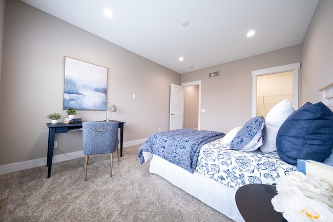 Building Photo - 26391 Preserve Dr