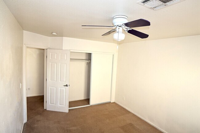 Building Photo - Single Family Home in Gated Community