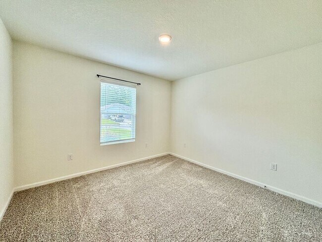 Building Photo - 7812 Maxton Rd