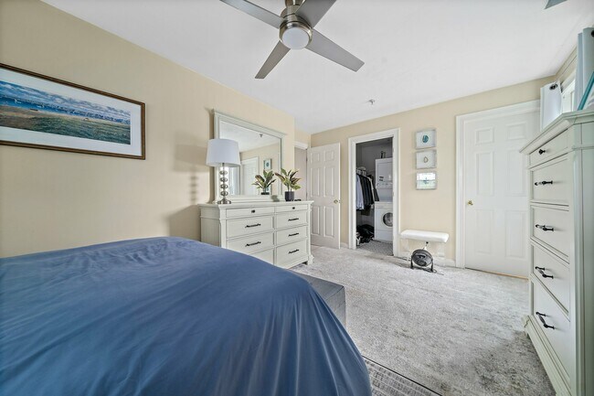 Building Photo - 24 Wall St