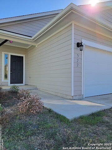 Building Photo - 322 Wapiti Rd