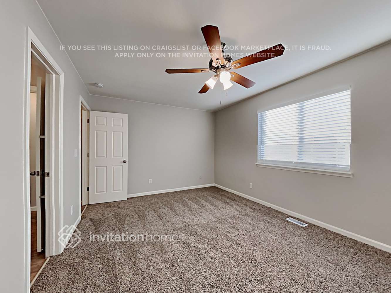 Building Photo - 8327 Firethorn Dr