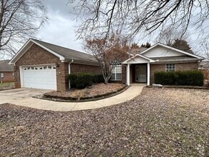 Building Photo - 113 Centennial Dr