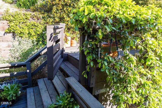 Building Photo - 4053 Cromwell Ave