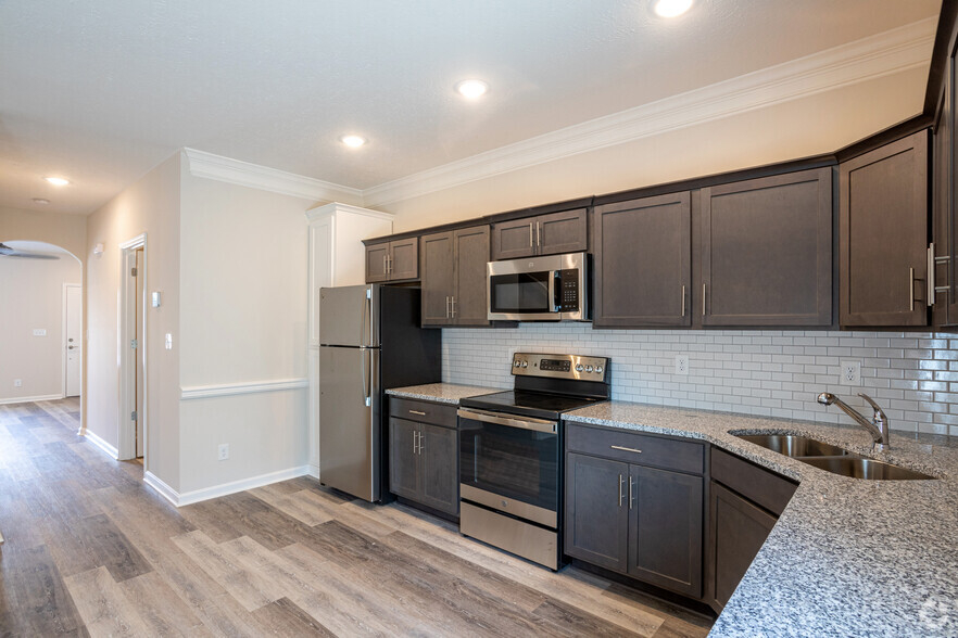 Brentlinger Townhomes - 10000 Brentlinger Ln Louisville KY 40291 ...