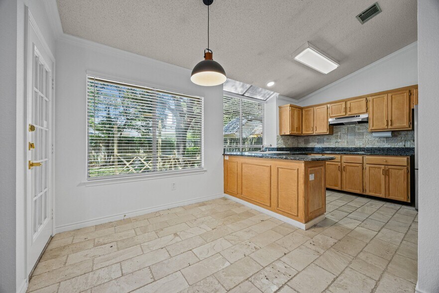 Building Photo - 8417 Cornerwood Dr