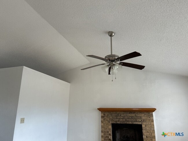 Building Photo - 1801 Lea Ann Dr