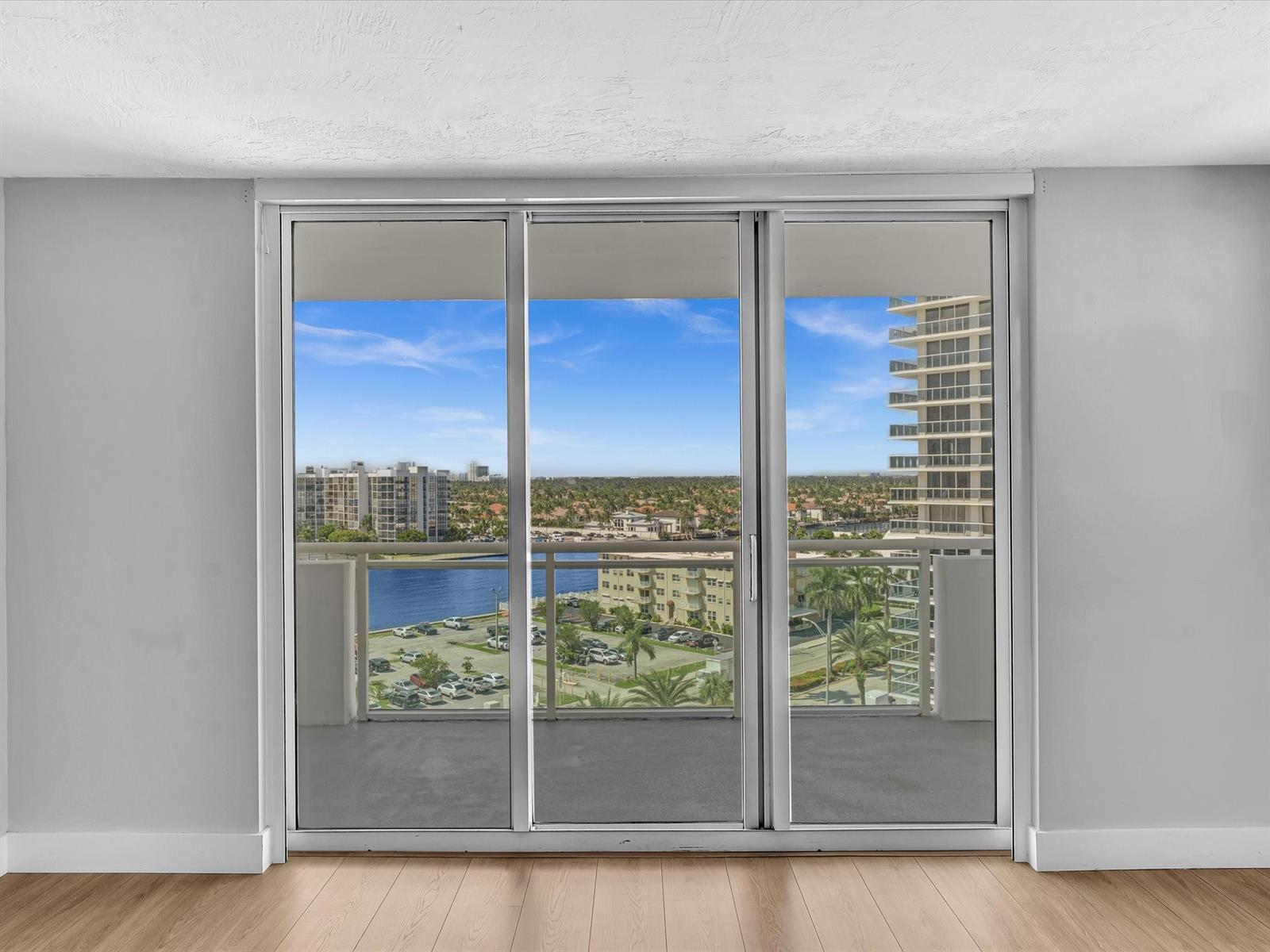Building Photo - 3001 S Ocean Dr