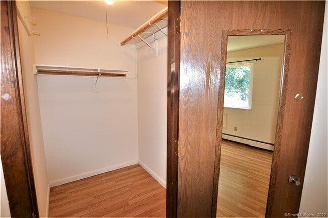 Building Photo - 185 Scott Rd