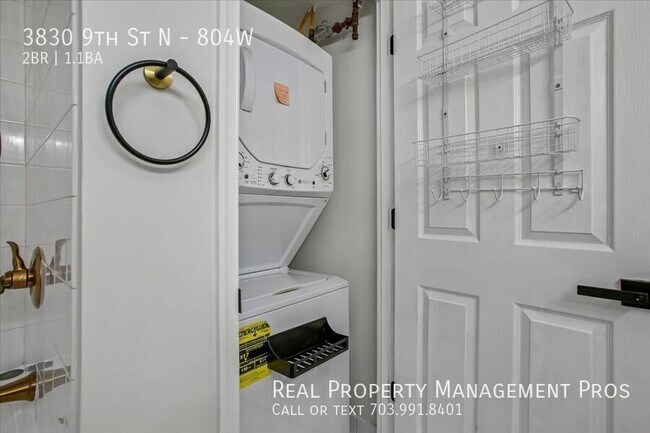 Building Photo - 3830 9th St N