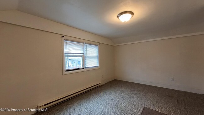 Building Photo - 326 N Hyde Park Ave