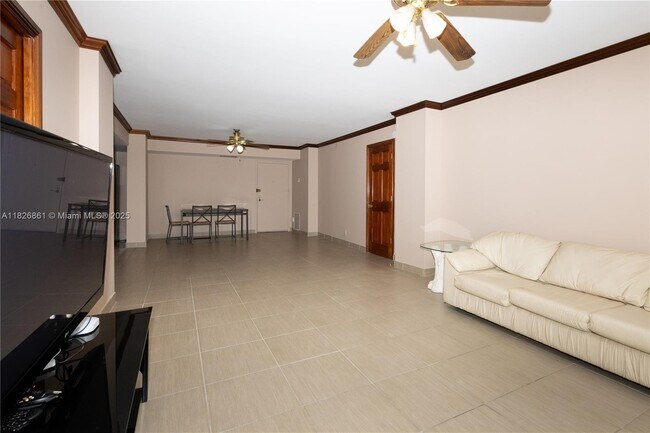 Building Photo - 1500 S Ocean Dr
