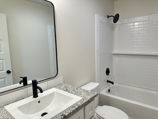 Building Photo - Peaceful, Low-Maintenance Living in Frenship ISD