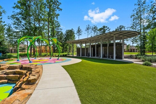 Building Photo - 15823 Bird of Paradise Dr
