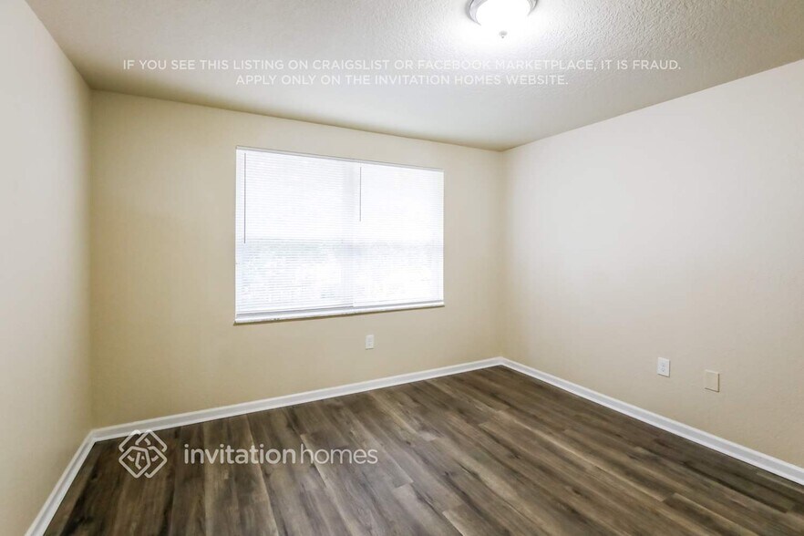 Building Photo - 9337 NW 55th St