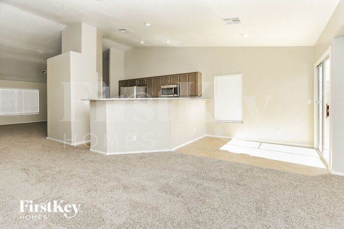 Building Photo - 2115 Mountain Rock Ct