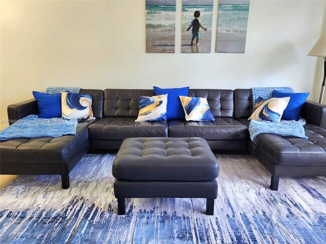 Building Photo - 3725 S Ocean Dr