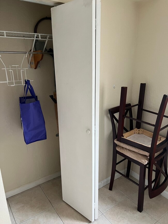 Building Photo - 4700 Washington St