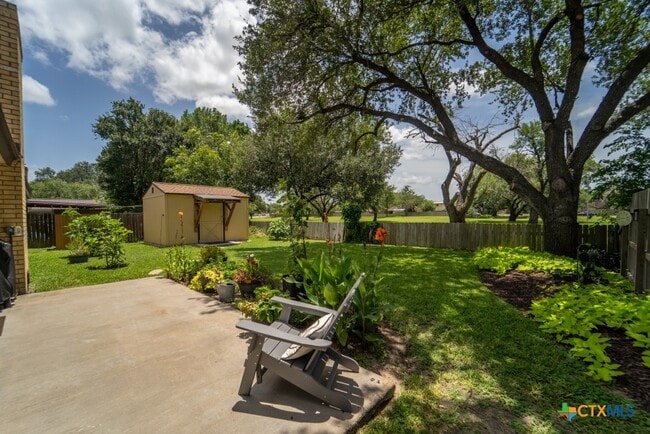 Building Photo - 301 Antietam Dr